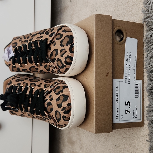 Leopard sneakers - Picture 2 of 5